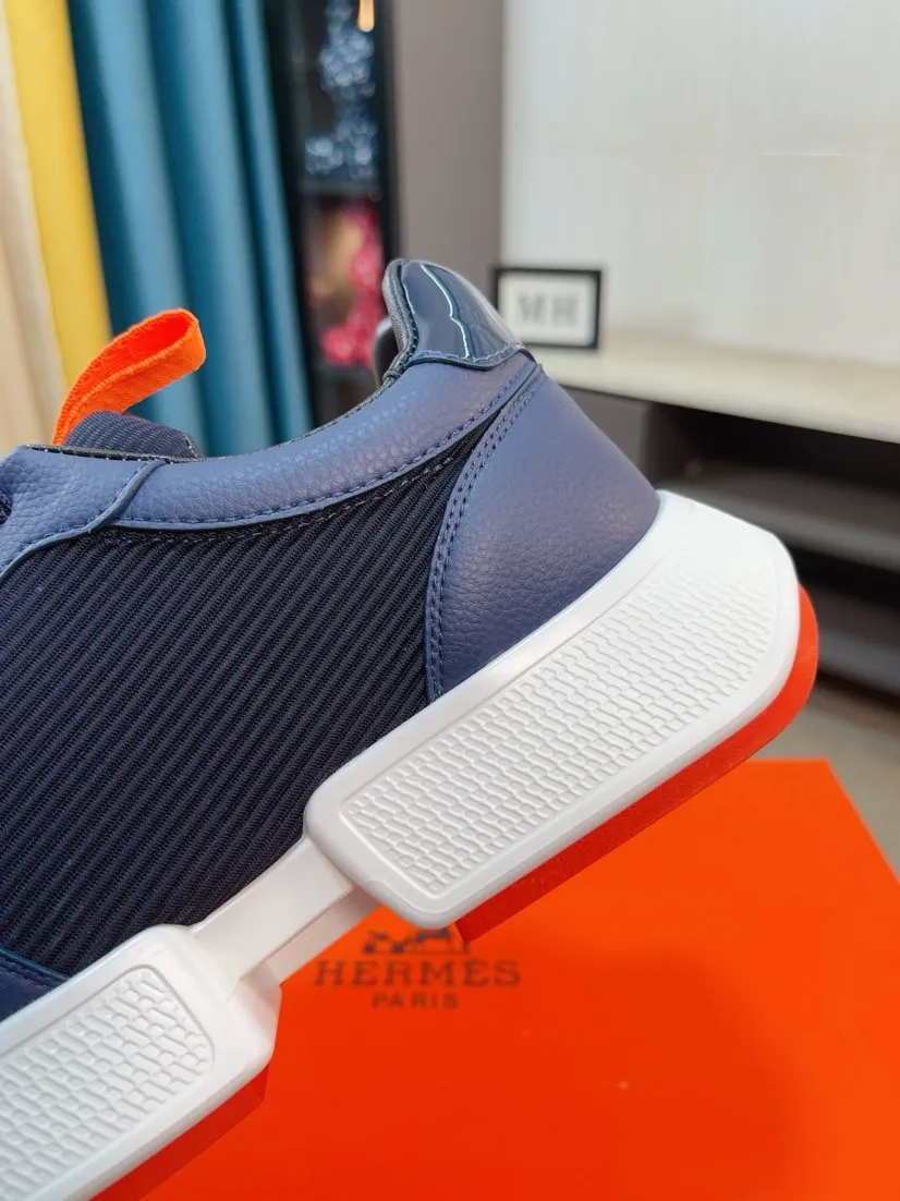 Men's shoes 💰460🌸🌸【HERMES】Hermès high-end quality original shoe upper: 🔝tumbled calfskin, suede calfskin, shoe body sewn H totem, outsole: ultra-light TPU foam·rubber; two-color molded outsole, ultra-high quality control·fine workmanship: highlighting (high-end·luxury·grade) 38-44 (45 can be customized)